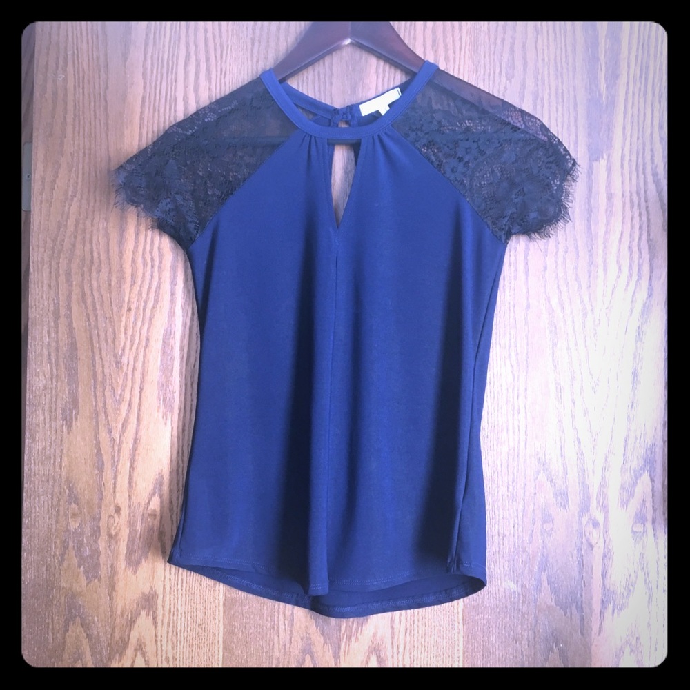 🔵 3 for 20 🔵 Maurice’s Blouse